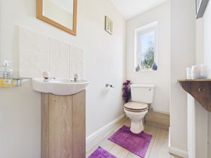 Downstairs cloakroom- click for photo gallery